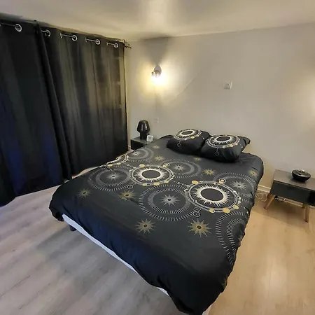 Tatil Evi Maisonnette Independante 48m2 , Parking Prive, Calme & Confort Lagarrigue (Tarn)